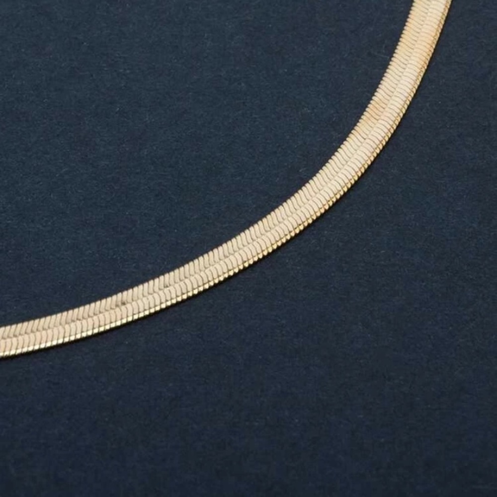Gold Necklace - Picture 2 of 4